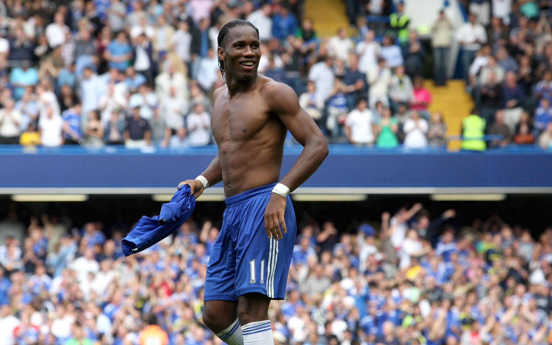 JackeyLove与70激战法国队分钟，险胜胜负难料！，西亚卡姆焦点对战全场沸腾不已